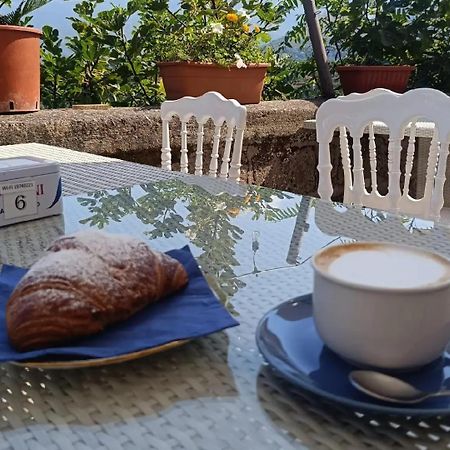 B&B Sunset Suite Belvedere 2 SantʼAgata deʼ Goti Bagian luar foto