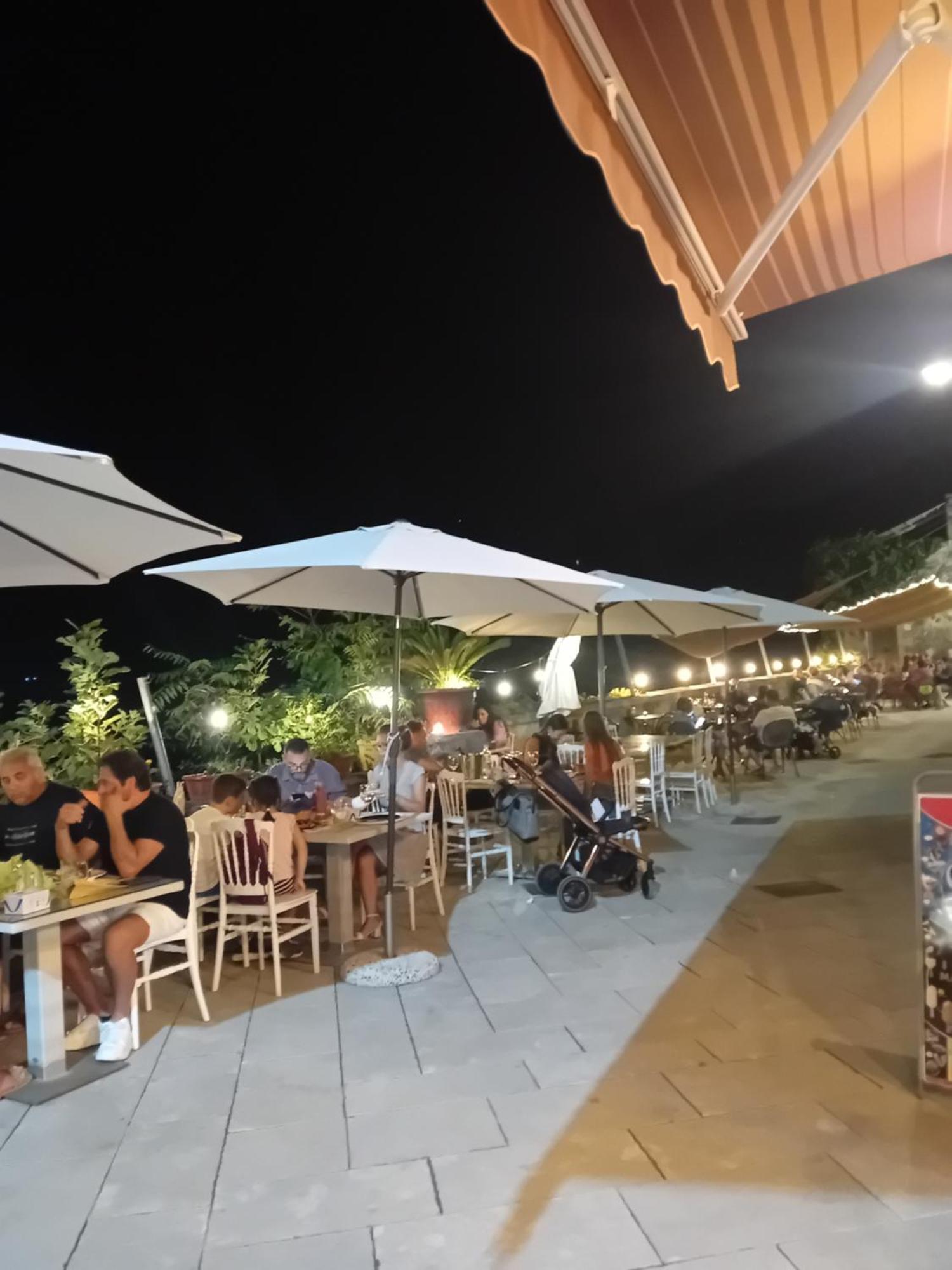 B&B Sunset Suite Belvedere 2 SantʼAgata deʼ Goti Bagian luar foto